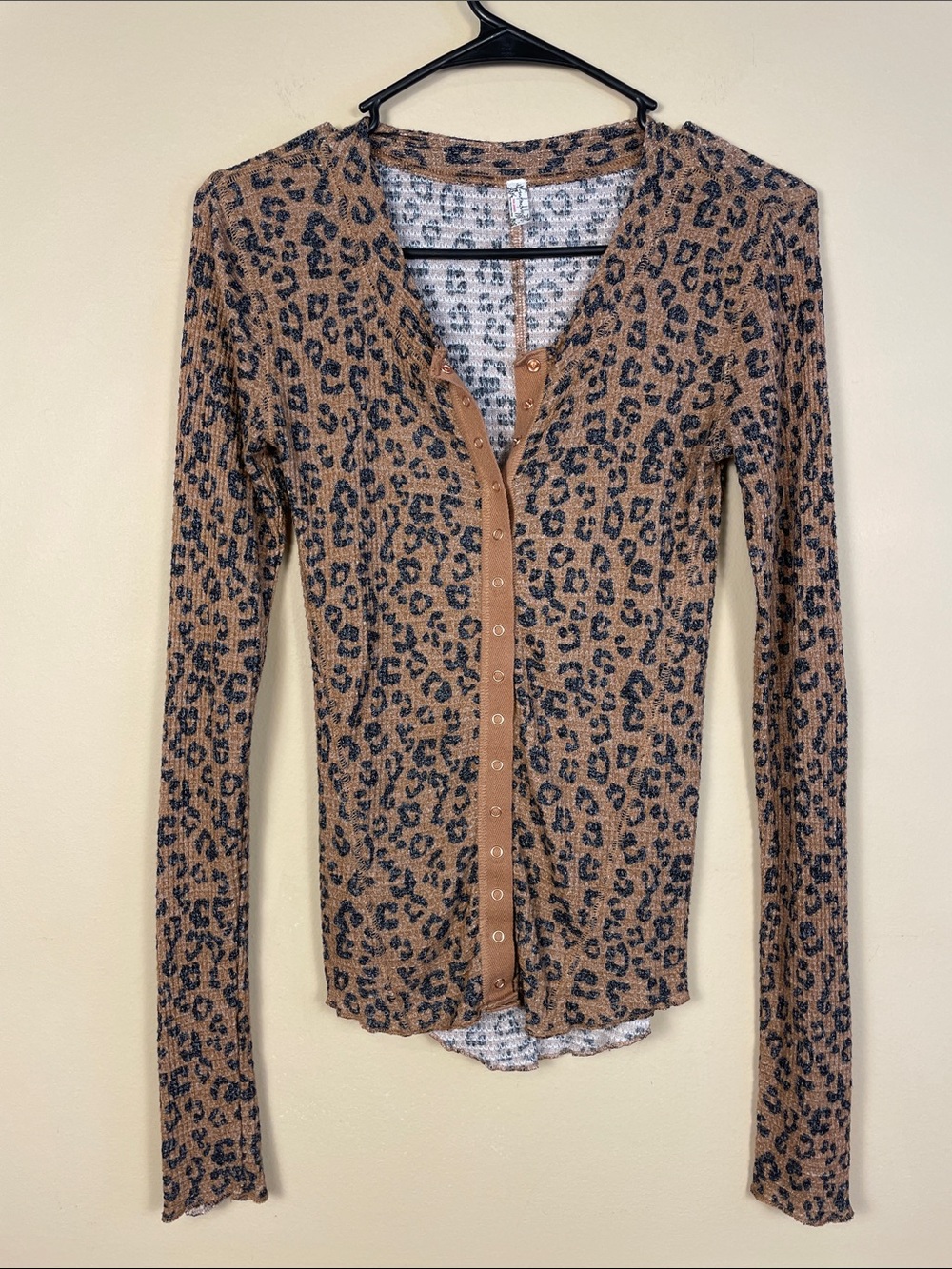 Intimately Free People Women’s Leopard Print Snap Button Henley Comfy LS Shirt